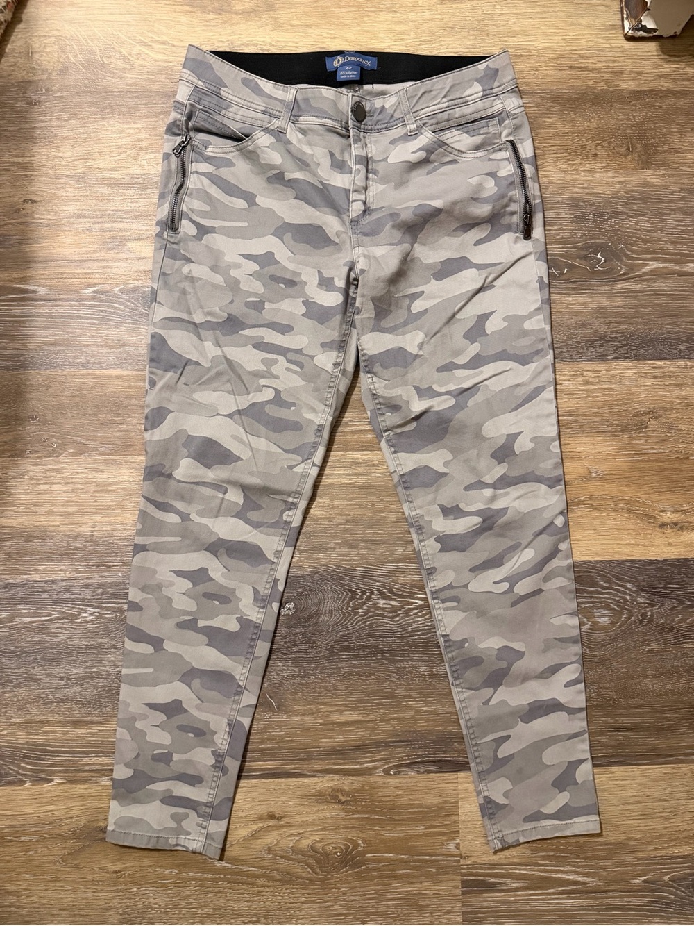 Democracy Absolution Camo Pants Size 12 Gray High Rise Utility Stretch